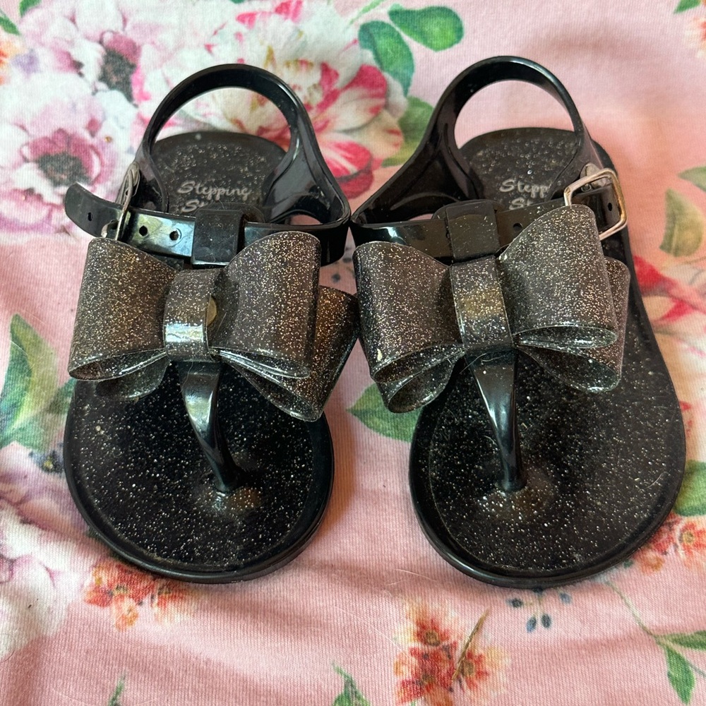 Glittery Black Jelly Sandals with Bow